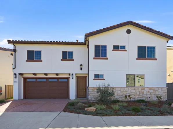 1007 Amore St, Hollister, CA 95023