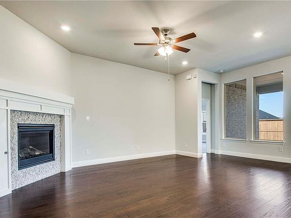 2nd image of 4139 Starlight Creek Dr