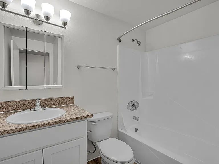 11900 SW Allen Blvd — Photo 19