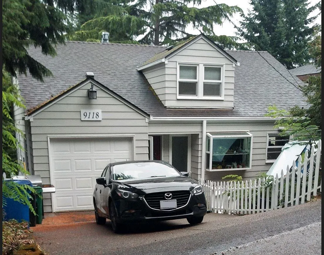 3 bed, 1.5 bath, 1800 sqft, $2,800 — Photo 2