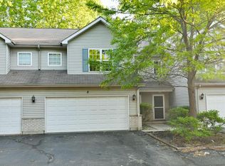 806 82nd St UNIT 2, Kenosha, WI 53143