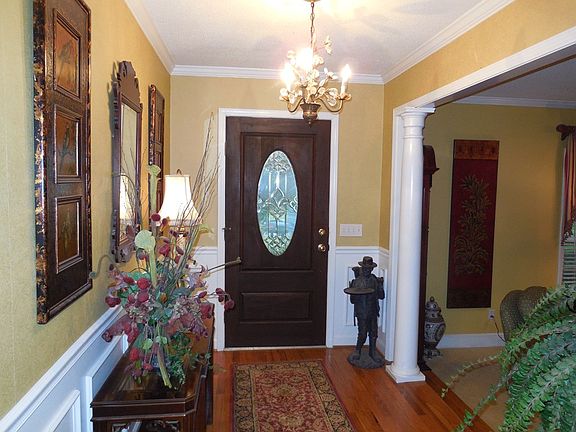 3rd image of 891 Willington Dr