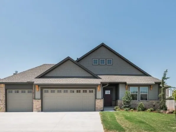 2401 El Cajon St, Edmond, OK 73034