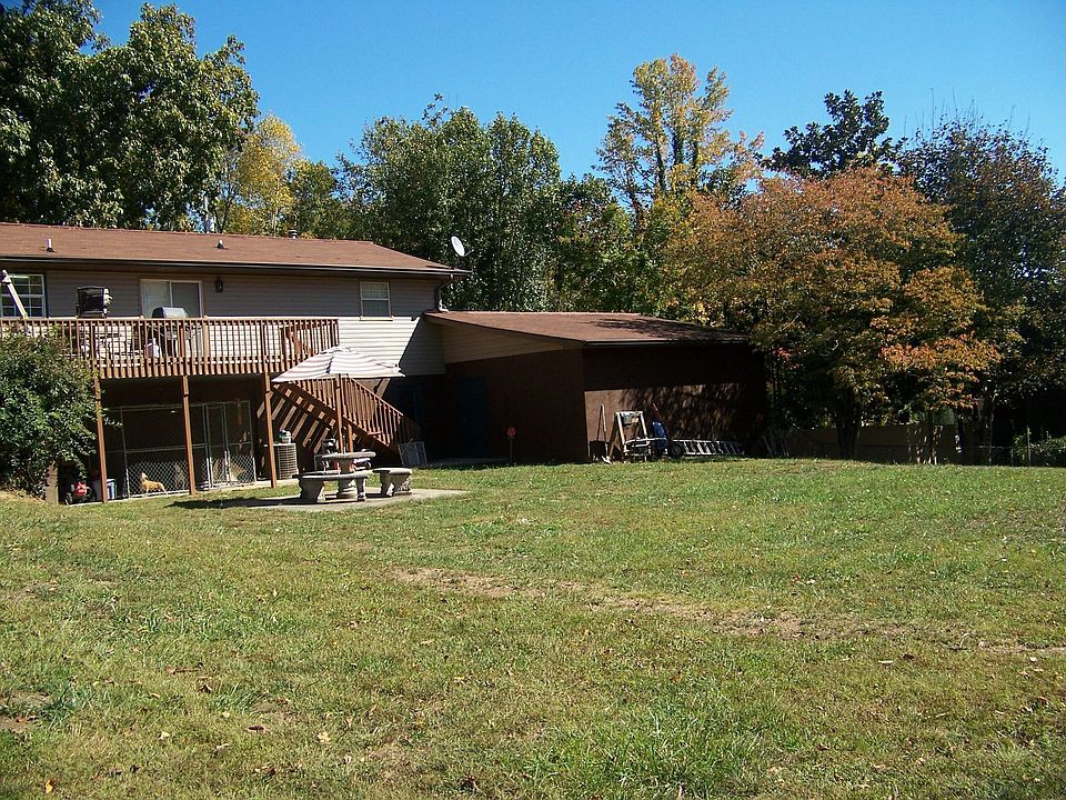 2nd image of 133 Richards Dr