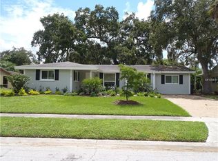 2730 Regatta Dr, Sarasota, FL 34231