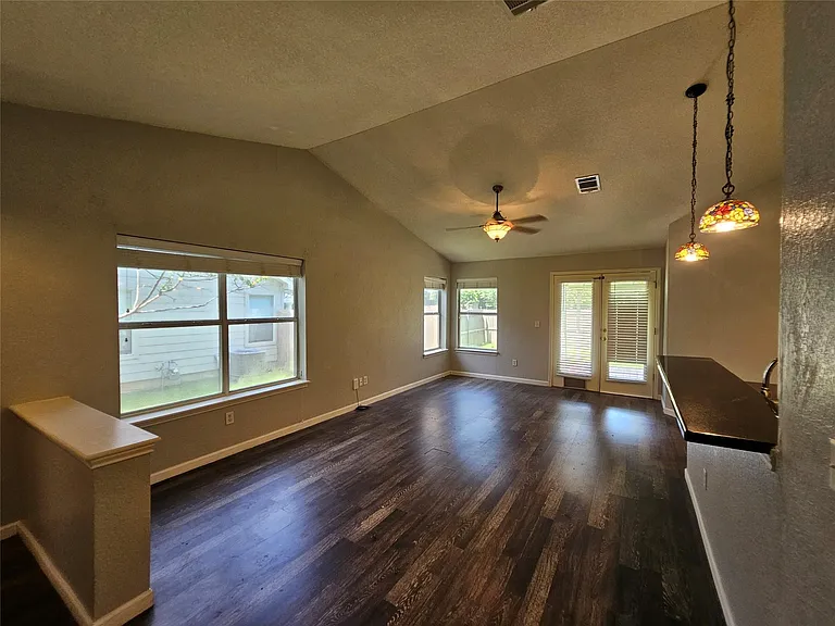 174 Prairie Springs Loop — Photo 5