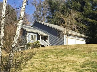 15 Hidden Brook Ln, Asheville, NC 28806