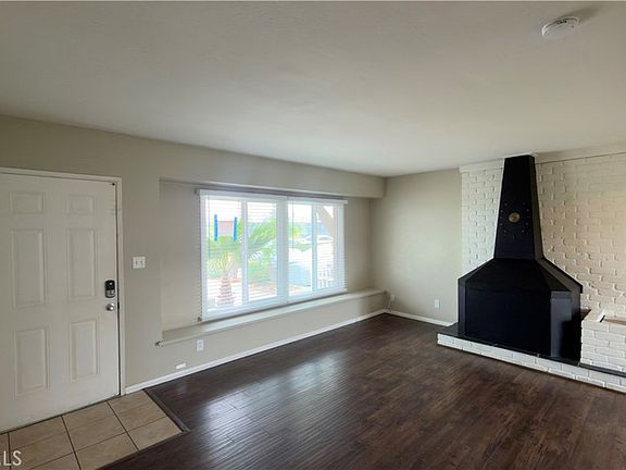 2nd image of 4632 S C St