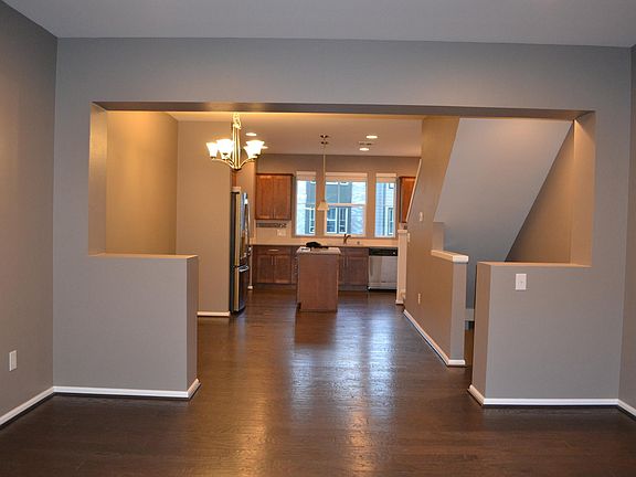 4th image of 11022 20th Dr SE