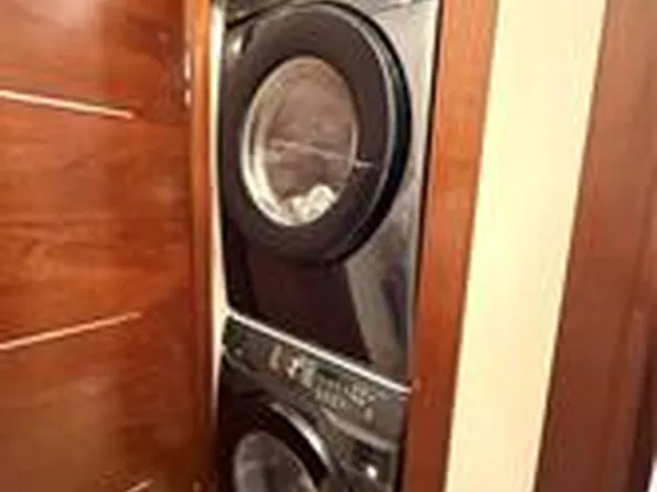 40 Oceana Drive image 19 of 29