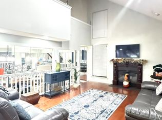 14 Brook St, Somerset, NJ 08873