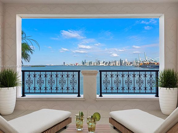 4th image of 5263 Fisher Island Dr #5263
