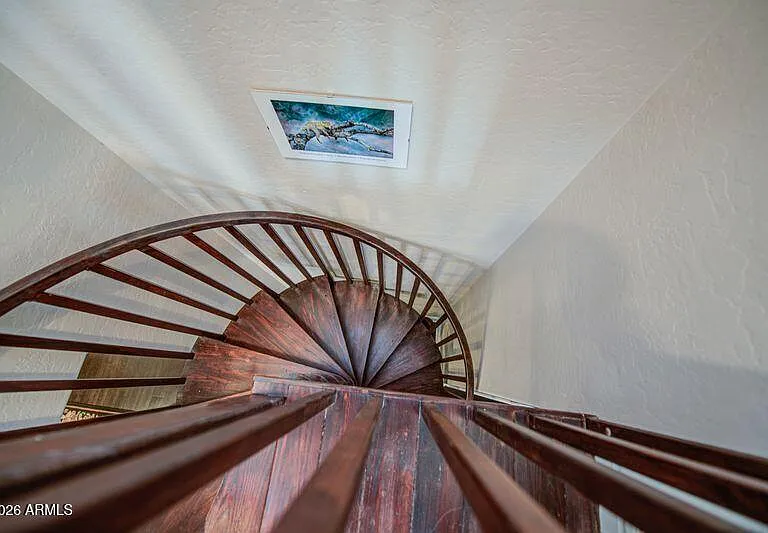 2201 E Tahitian Way — Photo 73