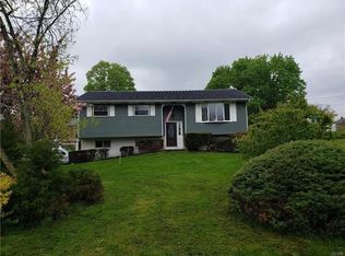 6002 Garden Aly, Zionsville, PA 18092