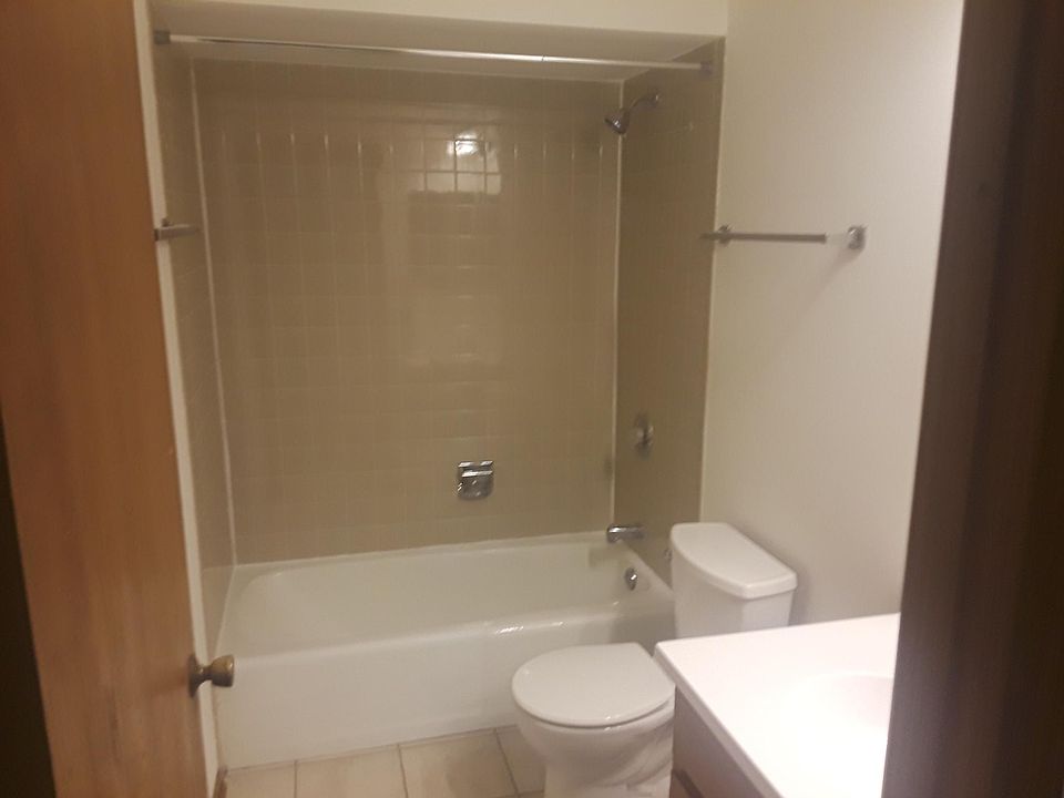 1st image of 15812 Peggy Ln APT 3