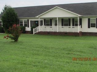 115 Advent Dr, Grover, NC 28073