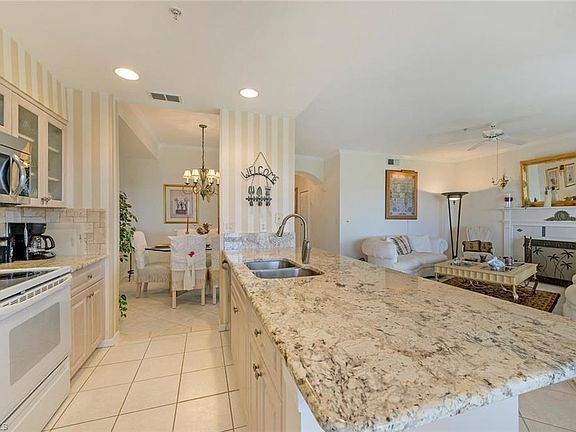 5th image of 9450 Highland Woods Blvd Unit 6401