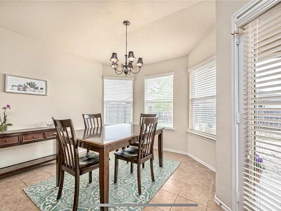 5th image of 6704 Crystal Ct