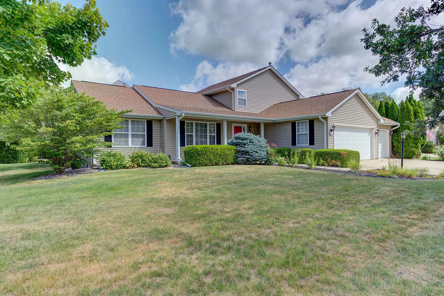 3006 Countrybend Ln photo 1