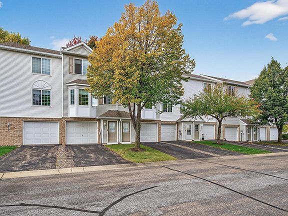 2nd image of 7031 Quantrelle Ave NE