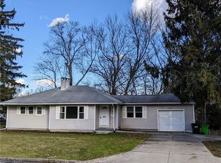 2029 Robinhood Dr, Wooster, OH 44691