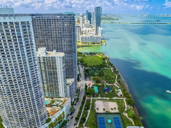 1751 N Bayshore Dr, Miami, FL 33132