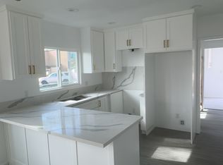 9925 Compton Ave, Los Angeles, CA 90002