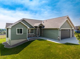 3013 Dawn Ct, Great Falls, MT 59404