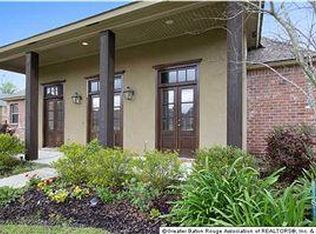15205 Oak View Ln, Baton Rouge, LA 70817