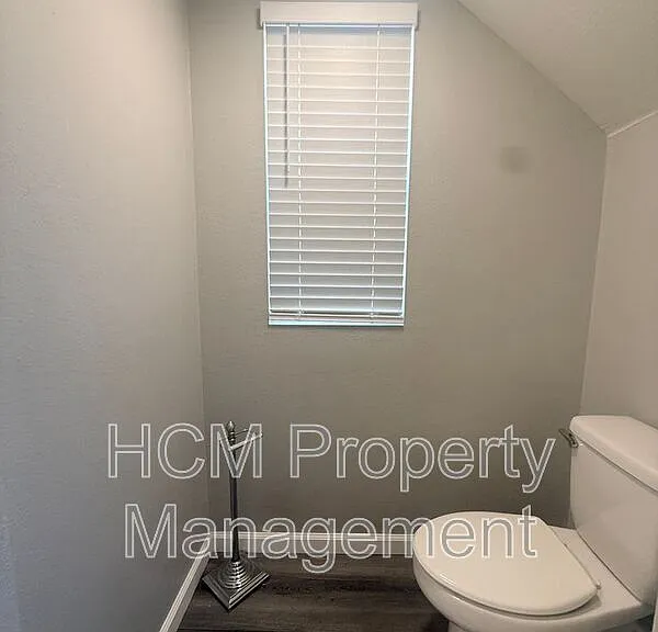 8043 E Loftwood Ln — Photo 6
