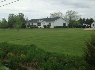 20747 Dunbridge Rd, Bowling Green, OH 43402