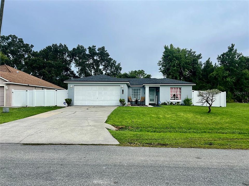 1st image of 712 COCKATOO COURT