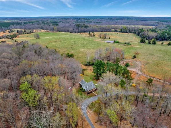 17278 Kings Hwy, Wylliesburg, VA 23976