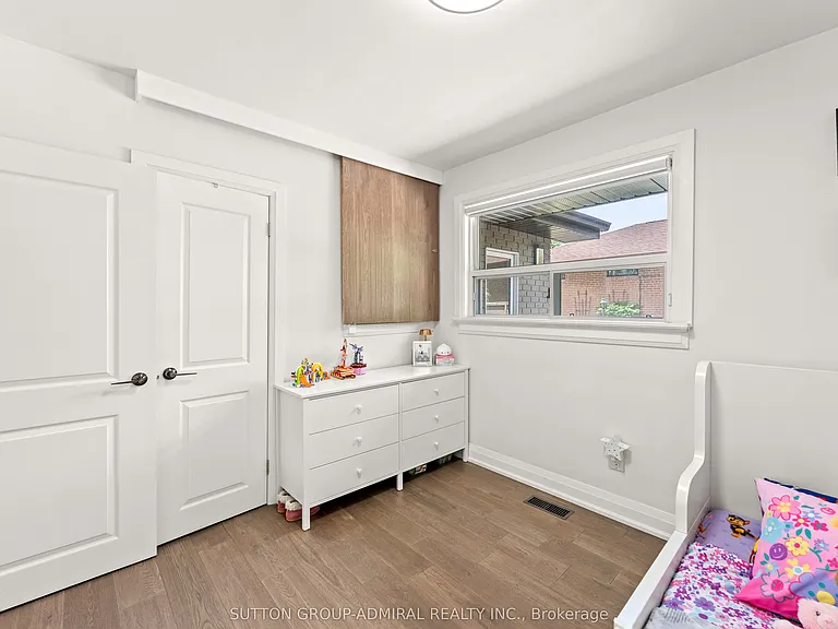 3 Hartland Rd — Photo 17