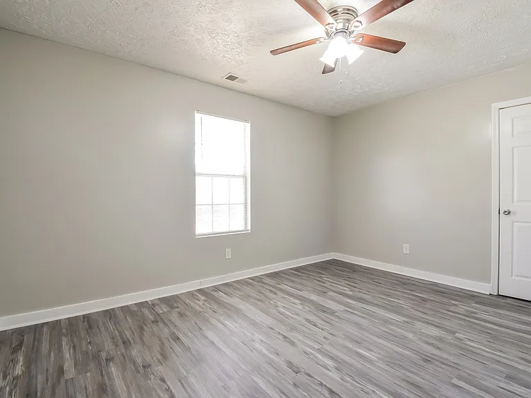 1267 Old Conley Rd — Photo 8