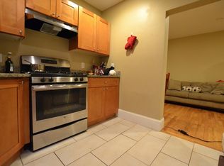 348 Saint Paul St APT 5, Brookline, MA 02446