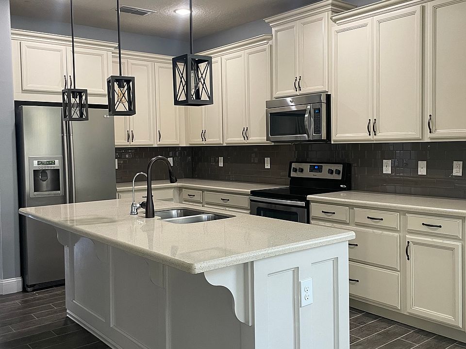 1st image of 2532 Amati Dr