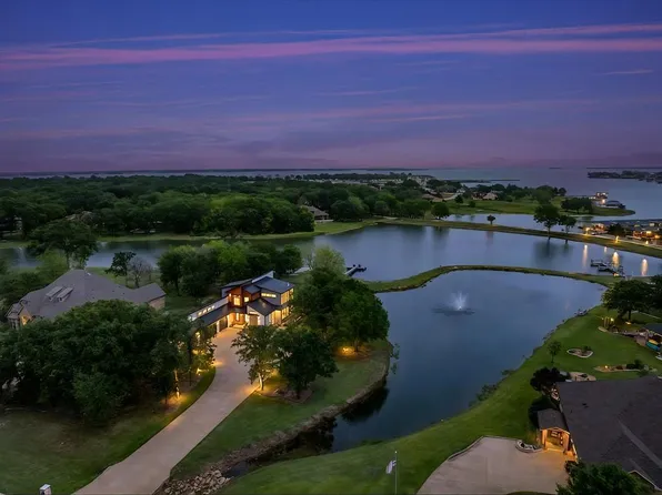 708 Clear Water Ct, Corsicana, TX 75109