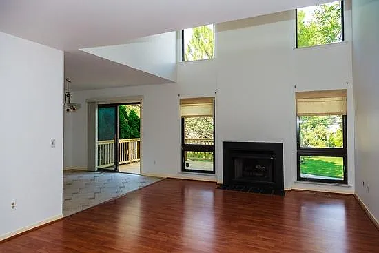 Building Photo - 716 Eton Ct