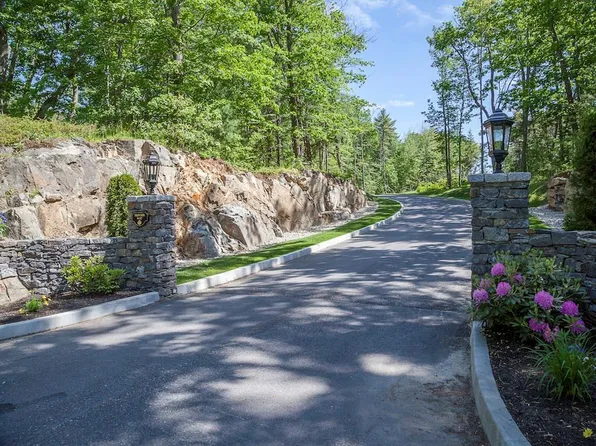 12 Ebs Cove Lane, Kennebunkport, ME 04046