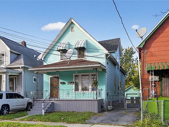 2nd image of 22 Schreck Ave