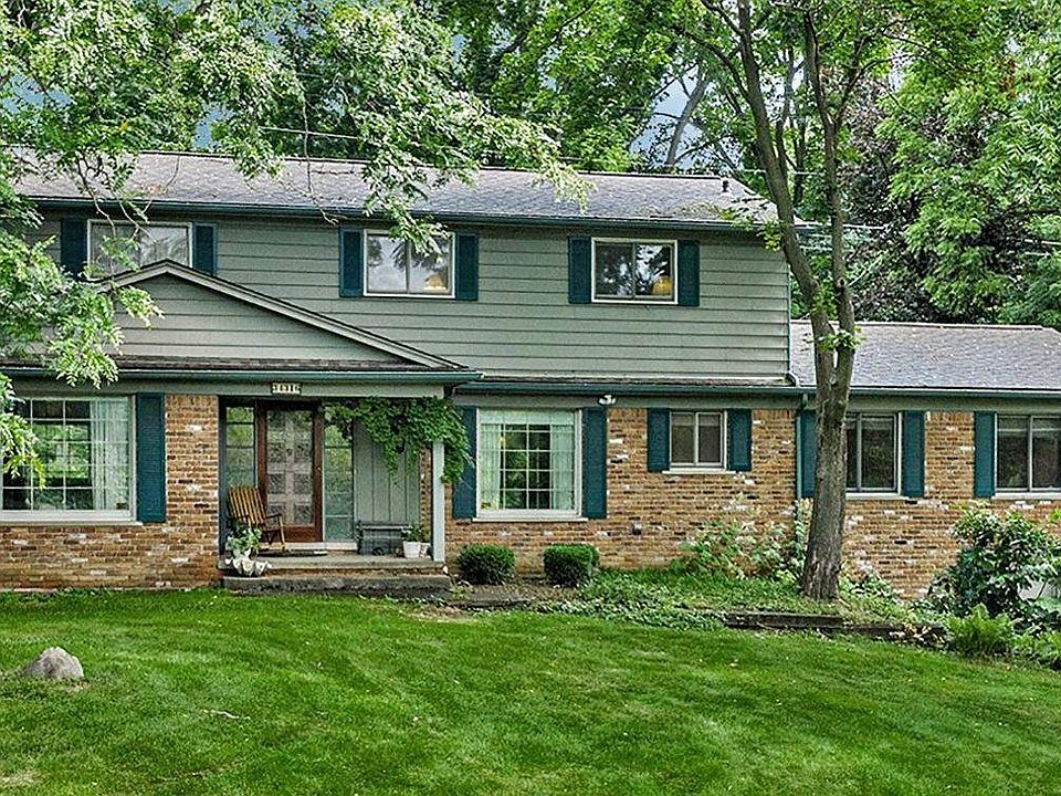 1st image of 34316 Thornbrook Dr