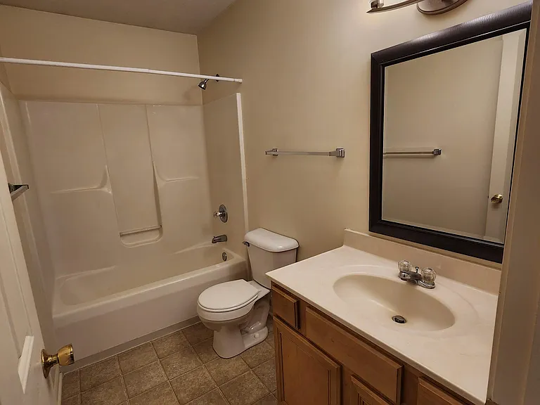 28 Applewood Cir — Photo 7