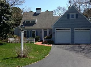 6 Sunbeam Ln, Hyannis, MA 02601