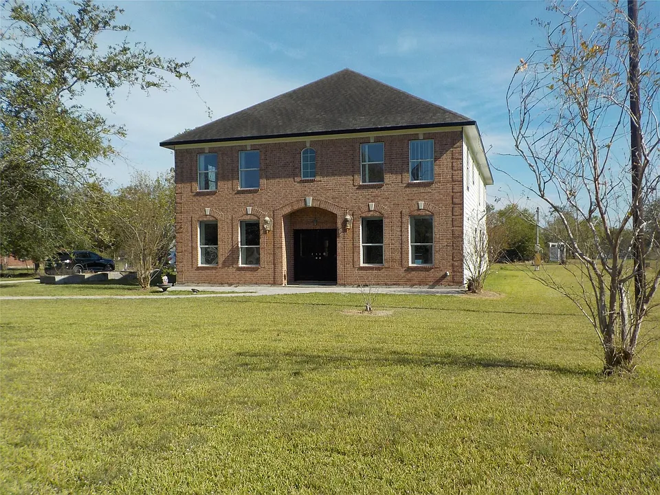 1927 County Road 486