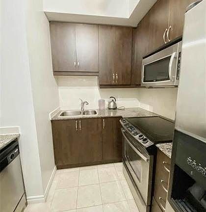 2nd image of 18 Holmes Ave Unit 1501