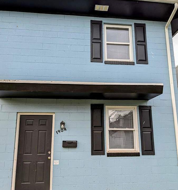 1st image of 1904 Lakeview Ave