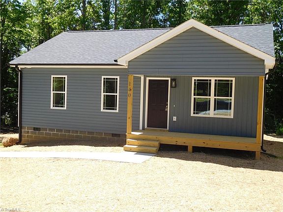 2nd image of 140 Crestwood Cir