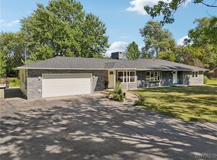 125 Hopkins Rd, Amherst, NY 14221