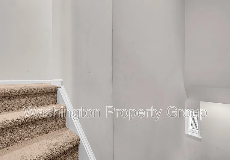 4013 Singerville Ct — Photo 36